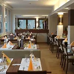 Gesundheitszentrum Baerenhof Hotel 3*
