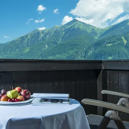 Gesundheitszentrum Baerenhof Hotell 3*