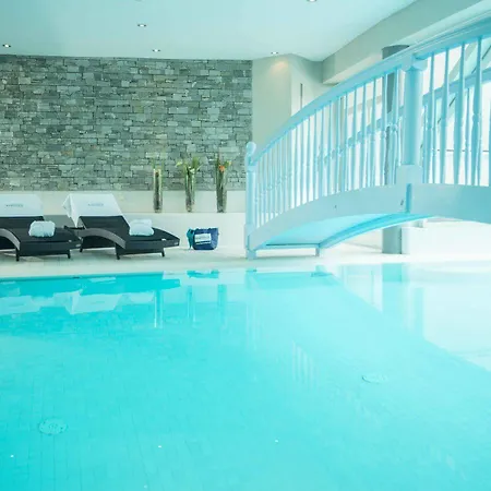 Gesundheitszentrum Baerenhof מלון 3*